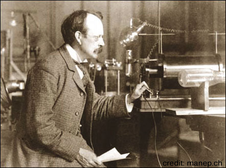 J.J.Thompson în laborator